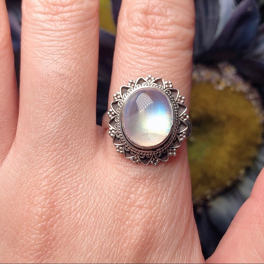‼️Clearance‼️Sterling silver moonstone ring